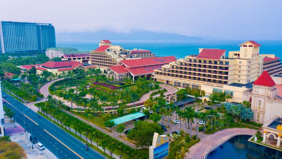 Crowne Plaza Danang, an IHG Hotel Review Chi Tiết 2026: Trải Nghiệm Nghỉ Dưỡng Ven Biển Đà Nẵng