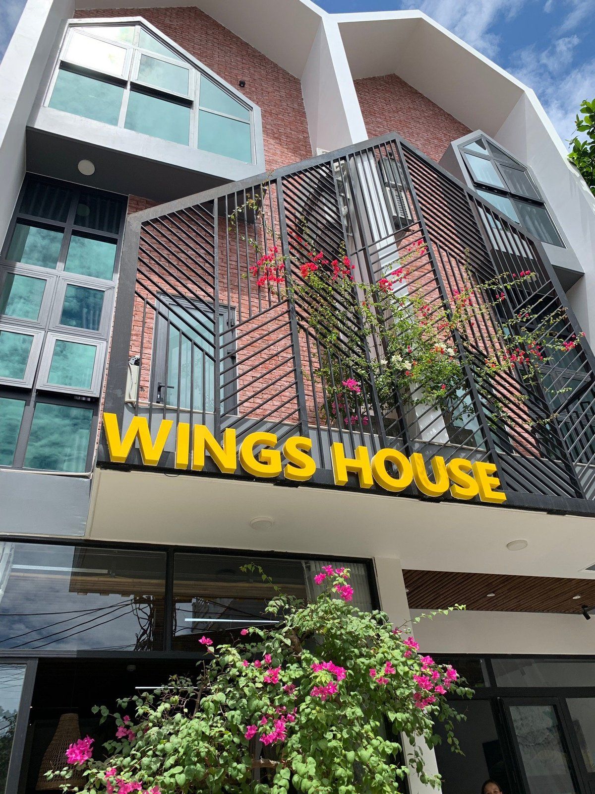 Review Wings House: lưu trú 2.5 sao tại Hải Châu, gần sân bay và Công Viên 29 Tháng 3