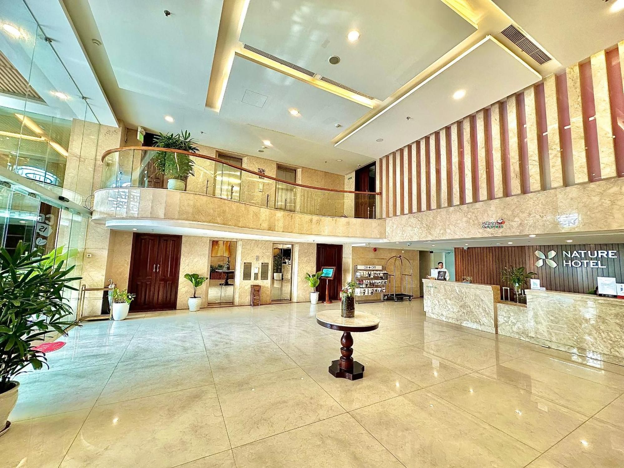Nature Hotel Danang Review 2026: Trải Nghiệm Lưu Trú Gần Biển Mỹ Khê Có Gì Đáng Chú Ý?