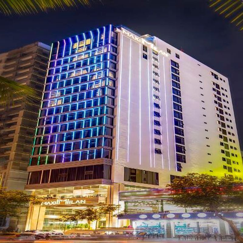 Review Khách sạn Maximilan Đà Nẵng – Trải nghiệm lưu trú sát biển Mỹ Khê với tầm nhìn ấn tượng