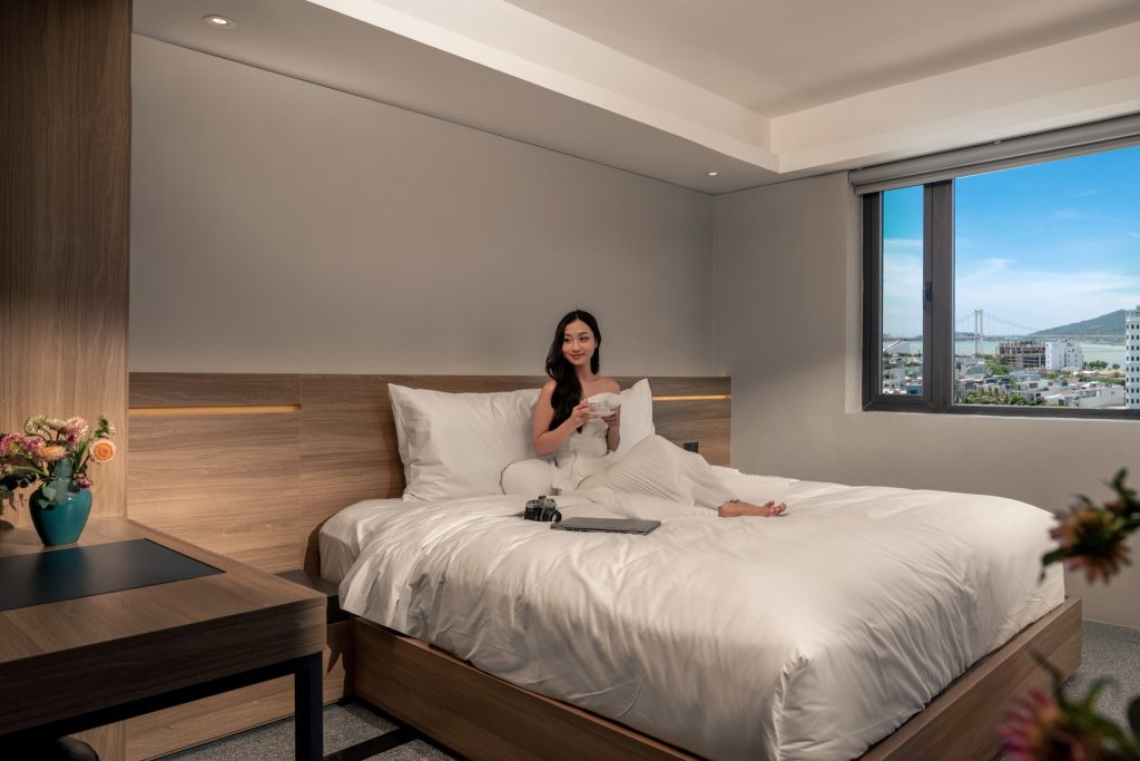 Rest Hotel: Khách sạn Đà Nẵng có view lãng mạn dành cho cặp đôi