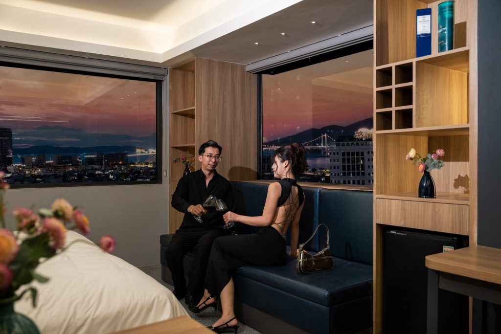 Rest Hotel: Khách sạn Đà Nẵng có view lãng mạn dành cho cặp đôi