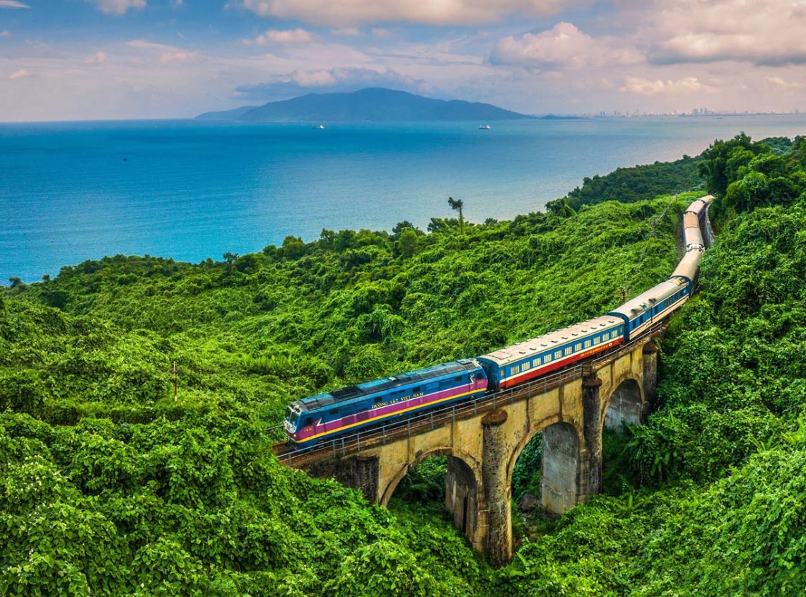 Đèo Hải Vân nơi giao thoa hùng vĩ giữa núi rừng và biển cả miền Trung