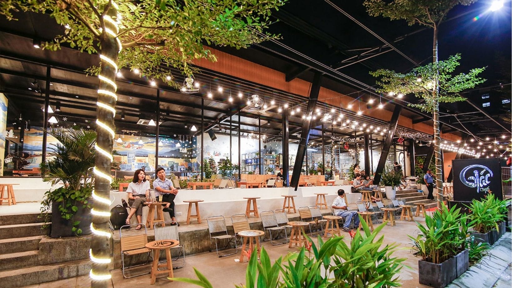 Top 10 Quán Cafe Trứng Ở Đà Nẵng Đậm Vị Biển, Béo Thơm Khó Quên