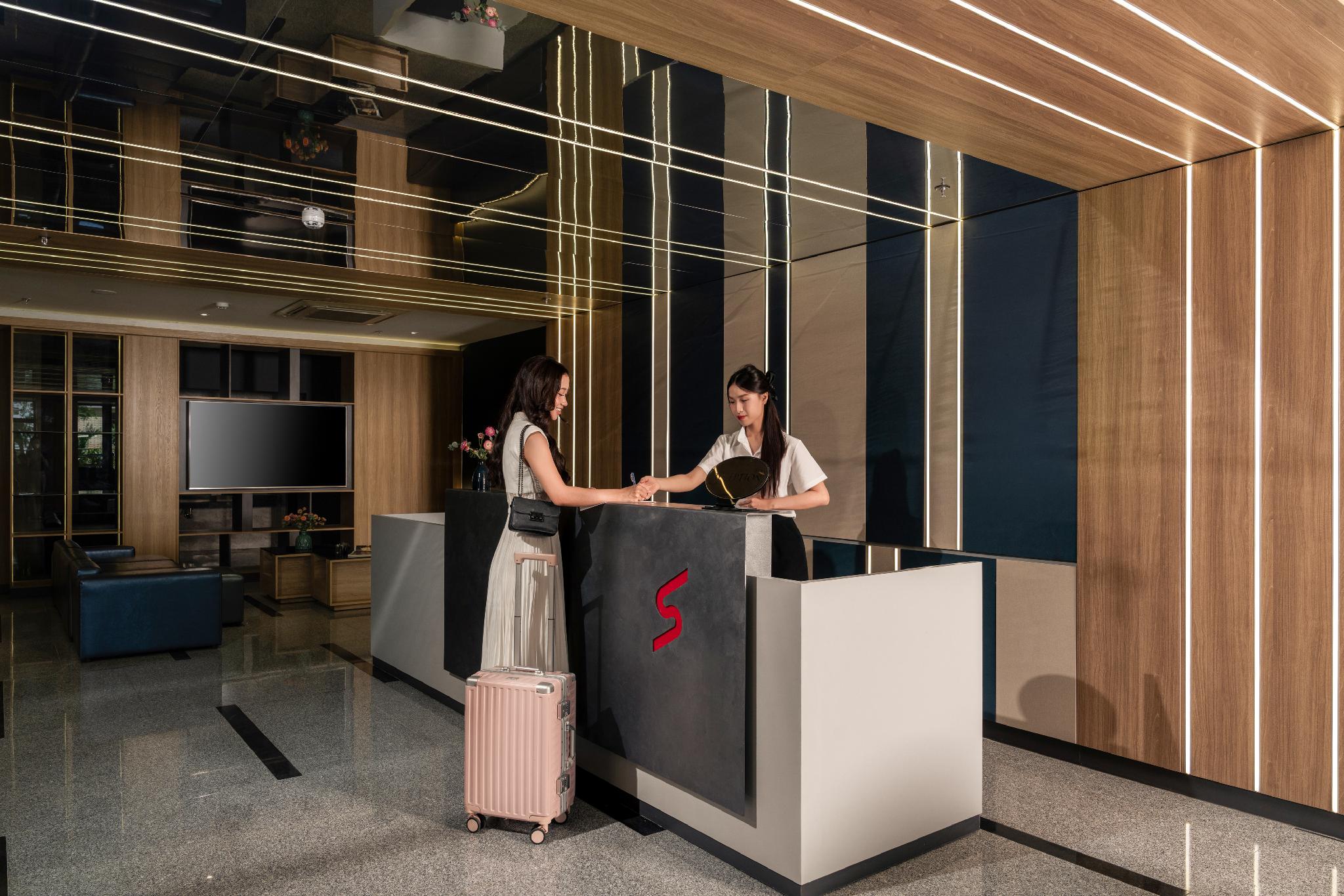 Top 12 khách sạn gần cầu thuận phước đà nẵng có “viu” ngắm trọn vịnh biển và sông hàn