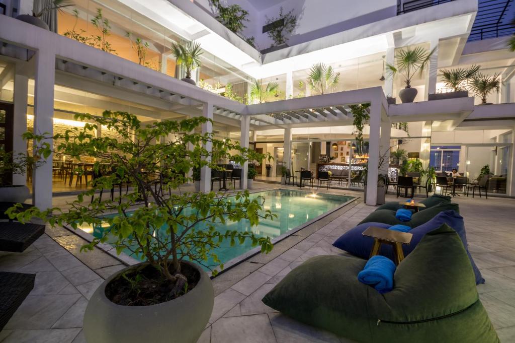 Top 12 khách sạn gần sân bay đà nẵng được nhiều khách du lịch lưu trú