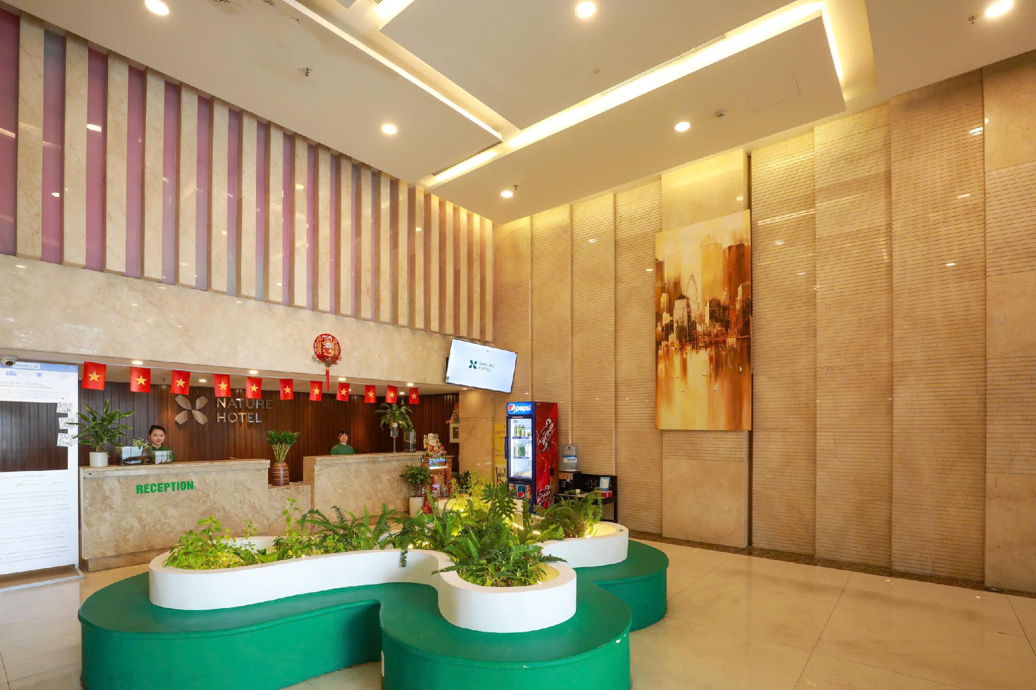 Top 12 khách sạn gần vincom plaza đà nẵng với vị trí trung tâm và tiện nghi