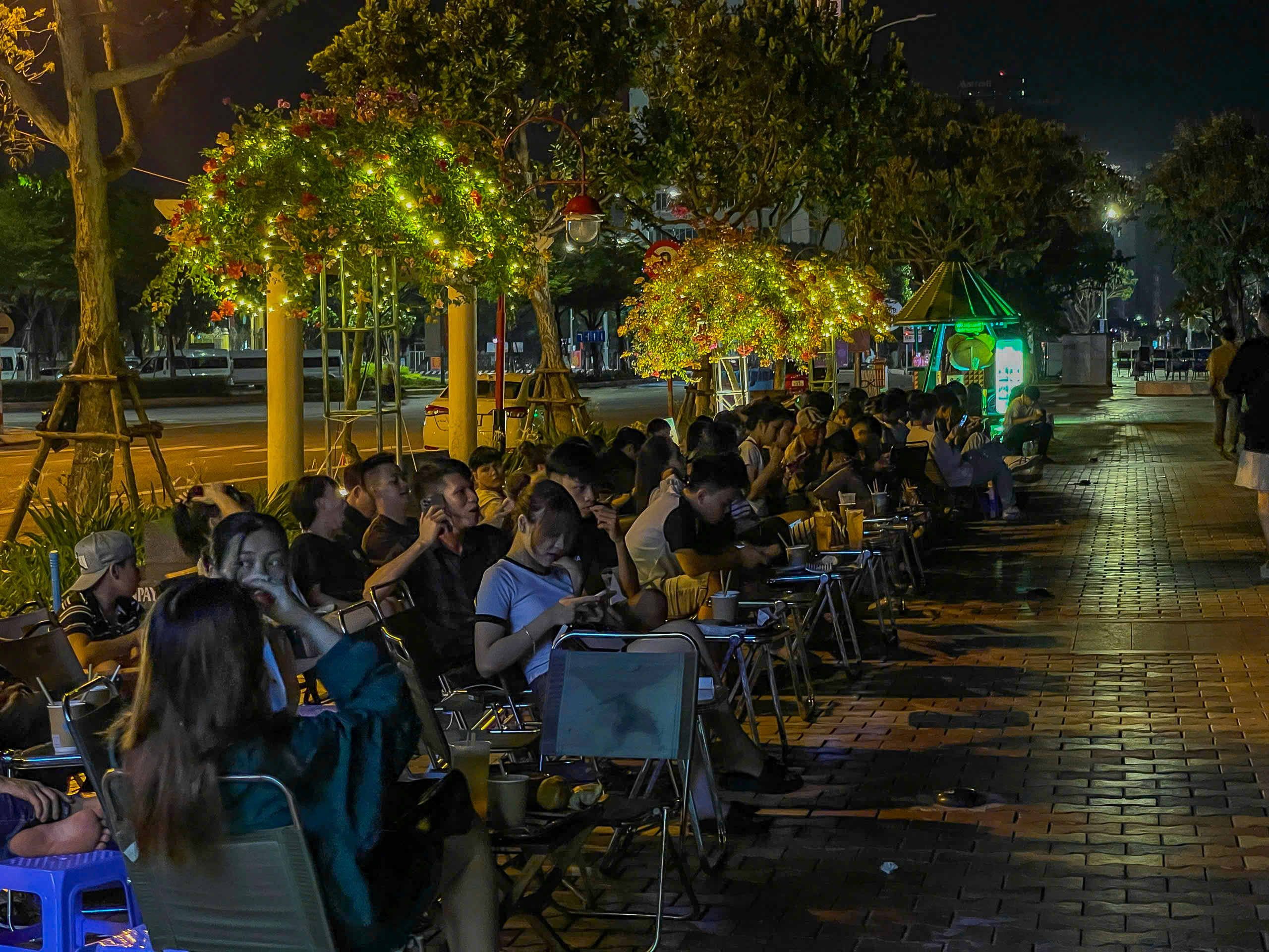 Top 15 Quán Cafe Sách Ở Đà Nẵng Với Những Góc Đọc Bình Yên Giữa Thành Phố Biển