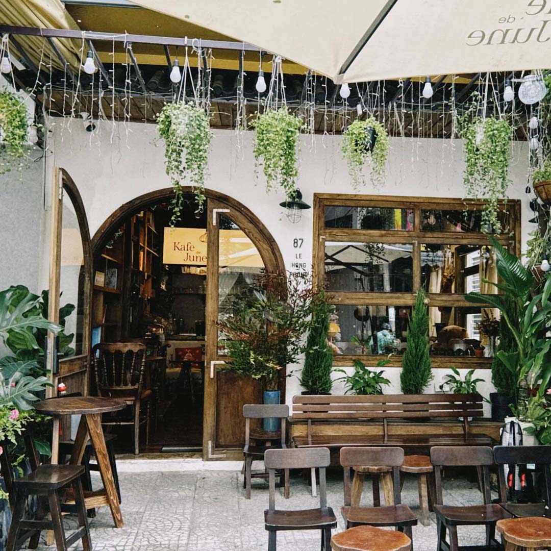 Top 15 Quán Cafe Sách Ở Đà Nẵng Với Những Góc Đọc Bình Yên Giữa Thành Phố Biển