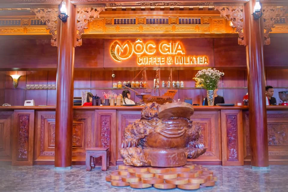 Top 17 Quán Cafe Cá Koi Ở Đà Nẵng Tọa Độ Xanh Mát