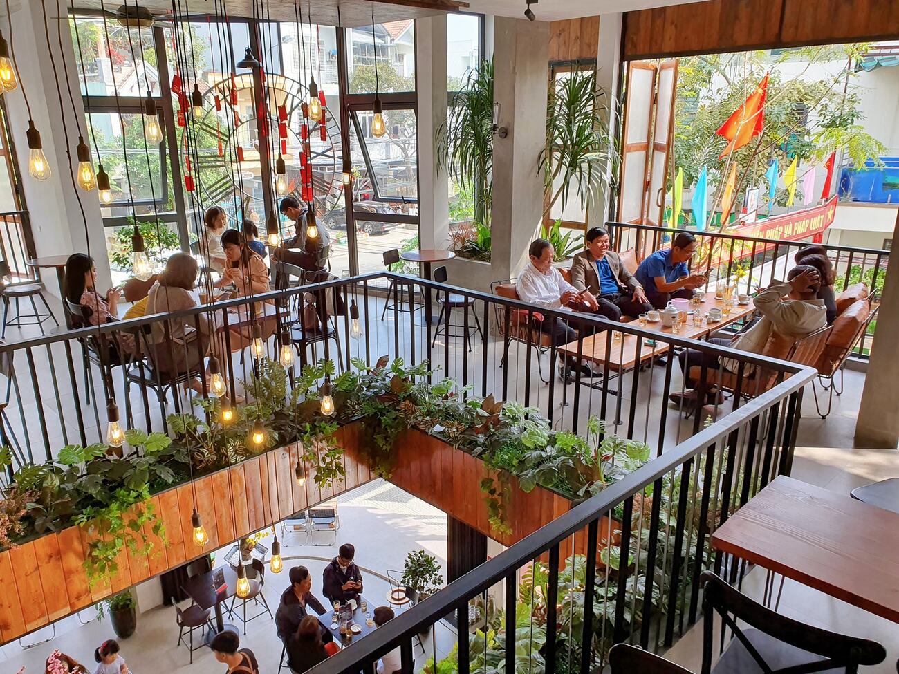 Top 18 Quán Cafe Kín Đáo Ở Đà Nẵng Gợi Ý Điểm Trốn Bình Yên Giữa Phố Biển