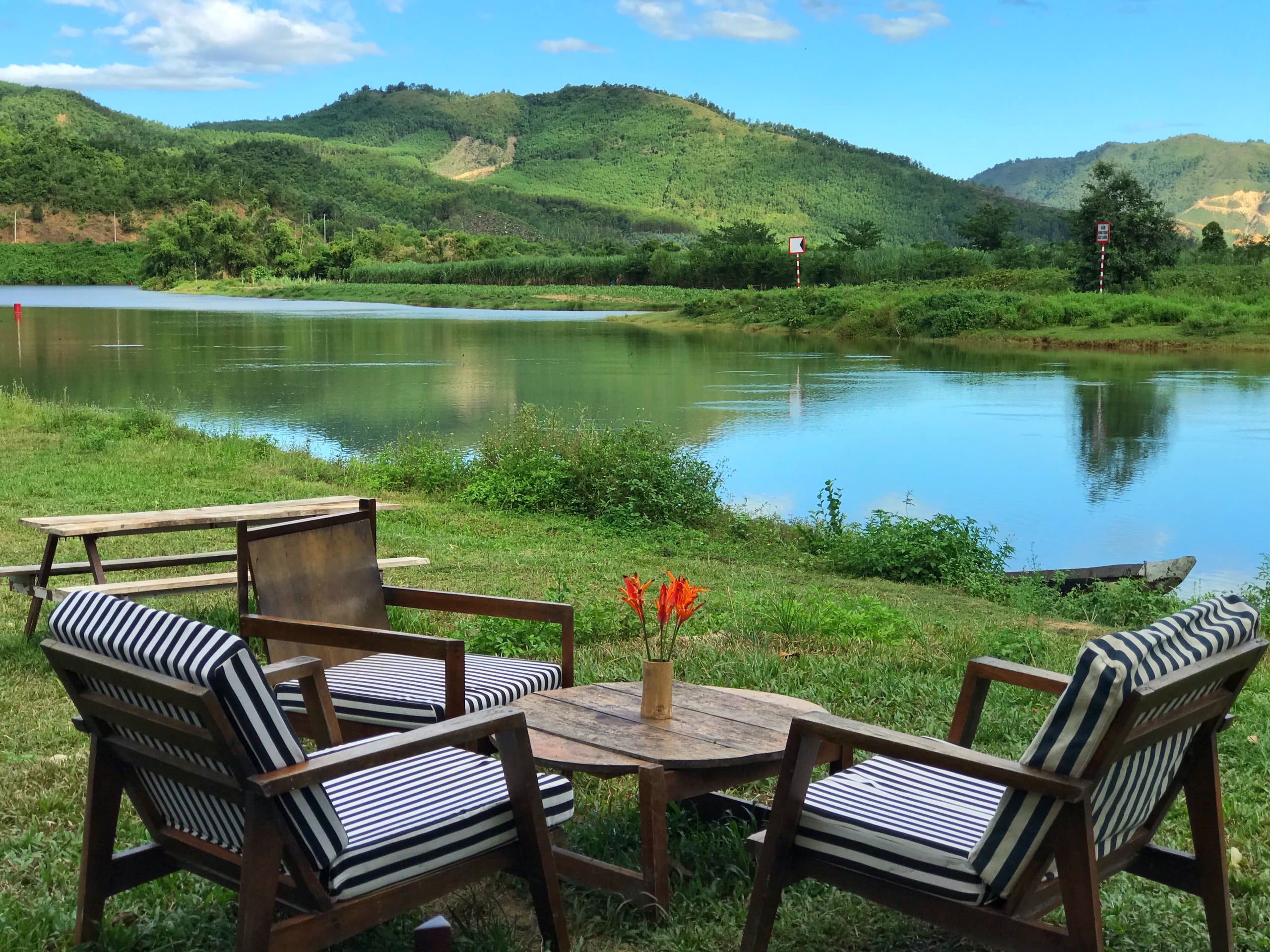 Yên Retreat: Hành Trình Tìm Về Sự Bình Yên Giữa Thiên Nhiên Nguyên Bản