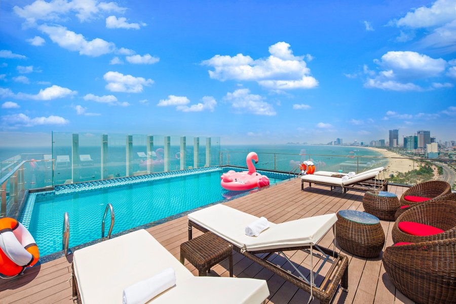 Alisia Beach Hotel Review Chi Tiết 2026 – Trải Nghiệm Lưu Trú Ven Biển Sơn Trà Đà Nẵng