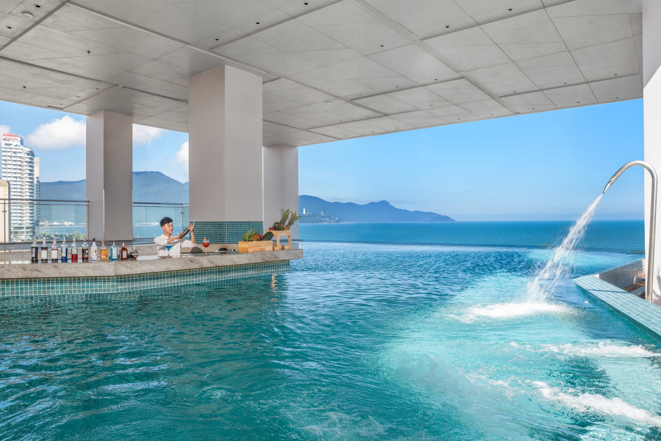 Awaken Danang Hotel Review 2026: Trải nghiệm nghỉ dưỡng bên bãi biển Mỹ Khê có gì đáng chú ý?