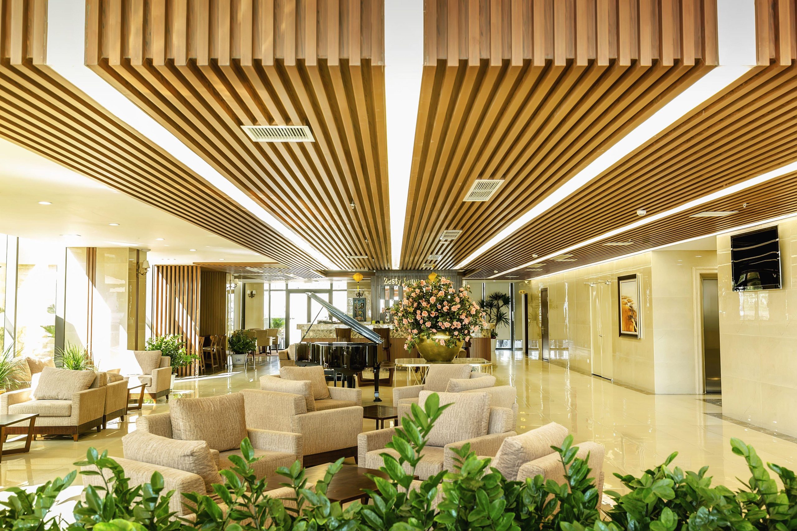 Balcona Hotel Da Nan Review Chi Tiết: Trải Nghiệm Lưu Trú Sát Biển Có Gì Đáng Chú Ý?