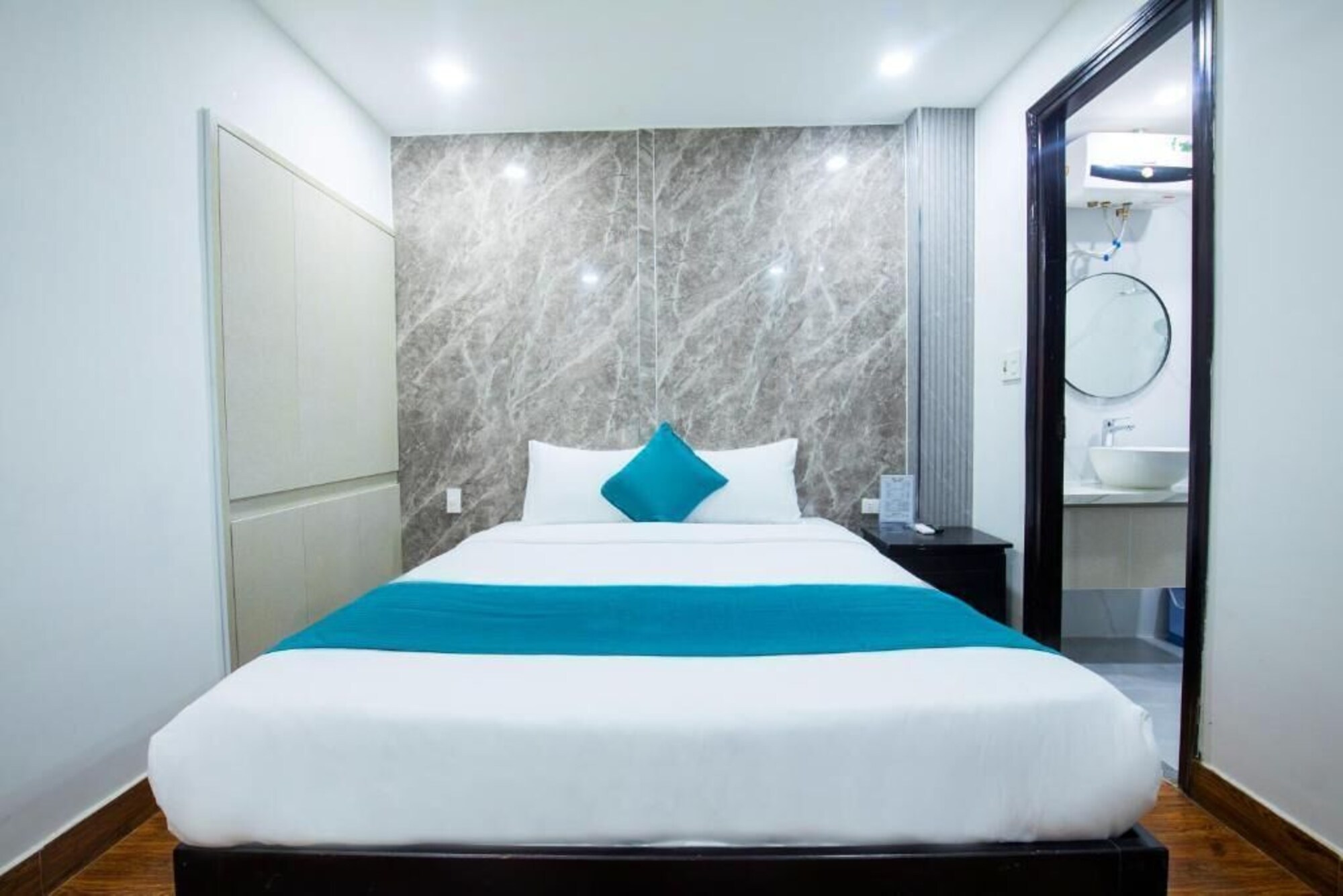 Blue Ocean Beachside Hotel Danang Review 2026: Trải Nghiệm Lưu Trú Gần Biển Mỹ Khê Chi Tiết