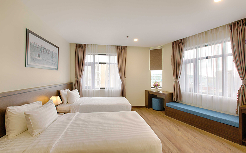 Central Hotel and Spa Danang Review Chi Tiết Khách Sạn Trung Tâm Kết Hợp Nghỉ Dưỡng