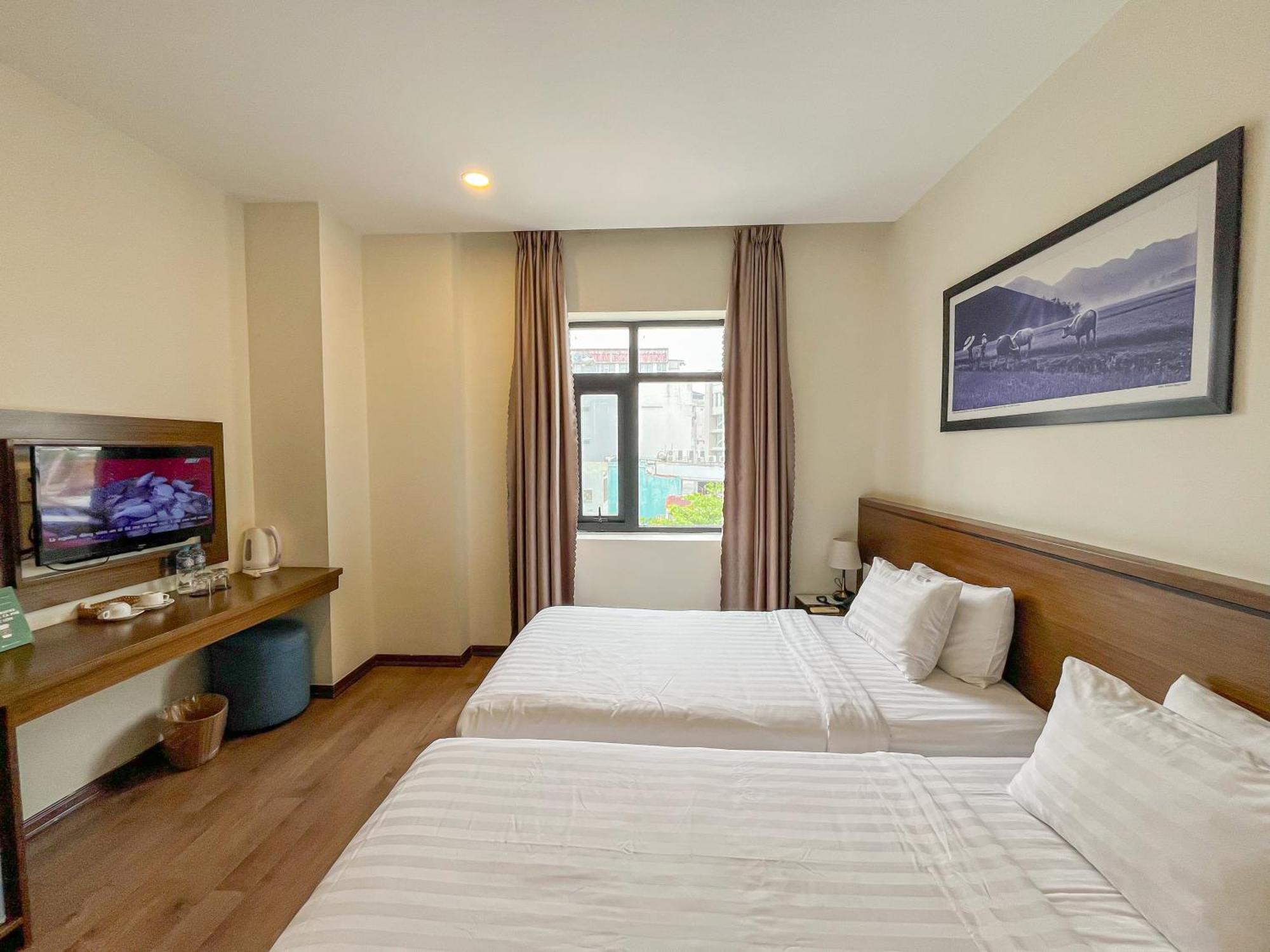 Central Hotel and Spa Danang Review Chi Tiết Khách Sạn Trung Tâm Kết Hợp Nghỉ Dưỡng