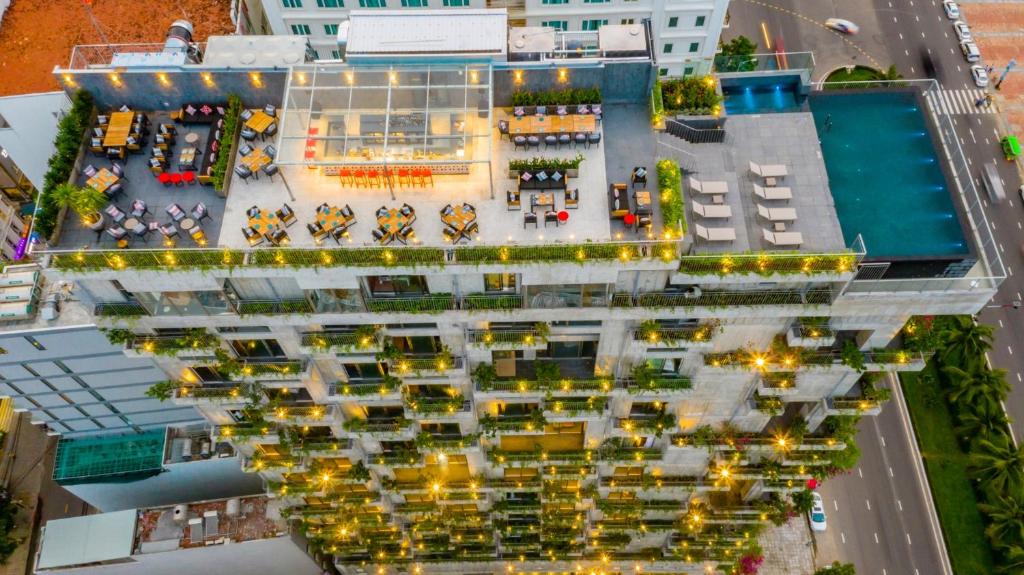 Chicland Hotel Danang Review 2026: Trải Nghiệm Khách Sạn Xanh Bên Biển Mỹ Khê Có Gì Đặc Biệt?
