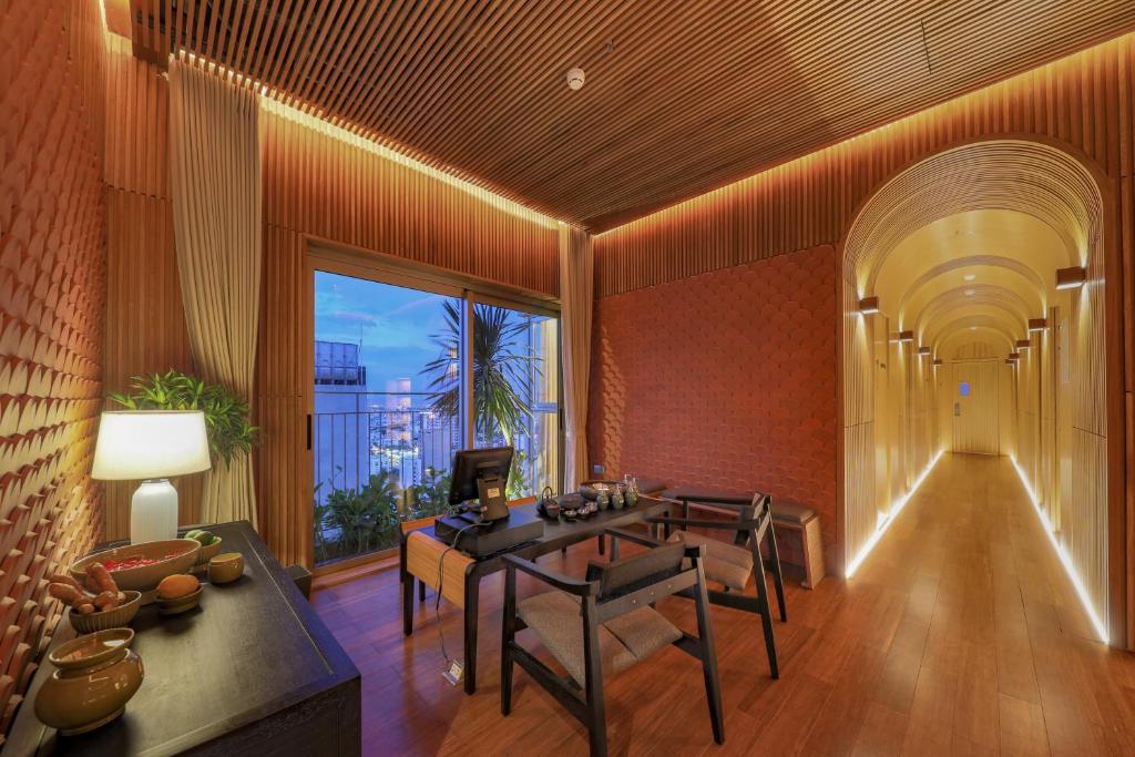 Chicland Hotel Danang Review 2026: Trải Nghiệm Khách Sạn Xanh Bên Biển Mỹ Khê Có Gì Đặc Biệt?