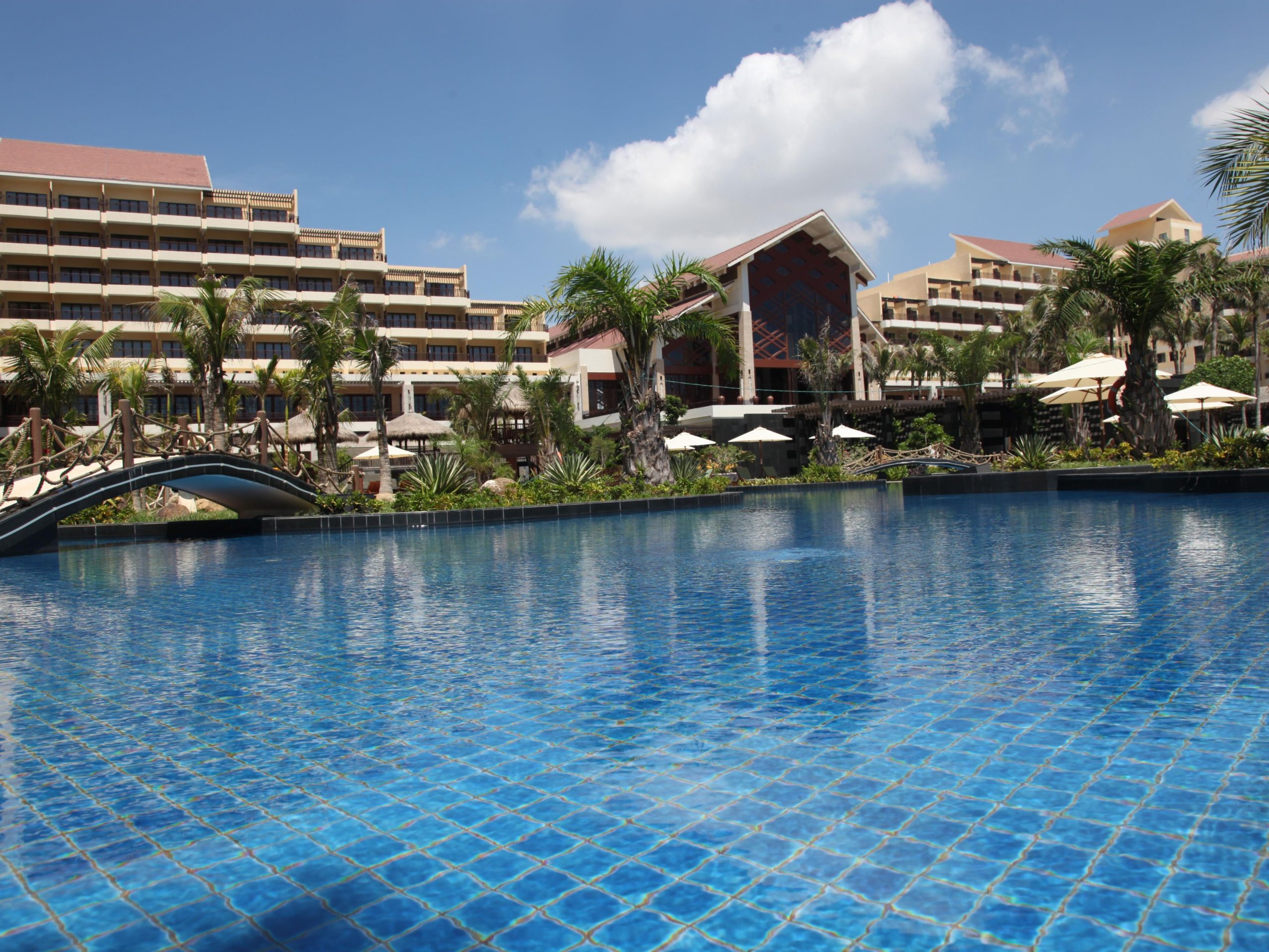 Crowne Plaza Danang, an IHG Hotel Review Chi Tiết 2026: Trải Nghiệm Nghỉ Dưỡng Ven Biển Đà Nẵng