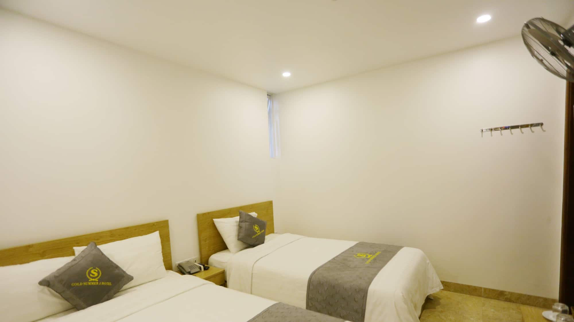 Gold Summer 2 Hotel Review Chi Tiết 2026 – Trải Nghiệm Lưu Trú Gần Biển Mỹ Khê Đà Nẵng
