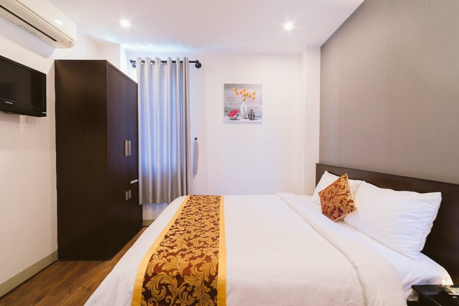 Gold Time Hotel Review Chi Tiết 2026 – Khách Sạn Gần Biển Mỹ Khê Có Đáng Trải Nghiệm?