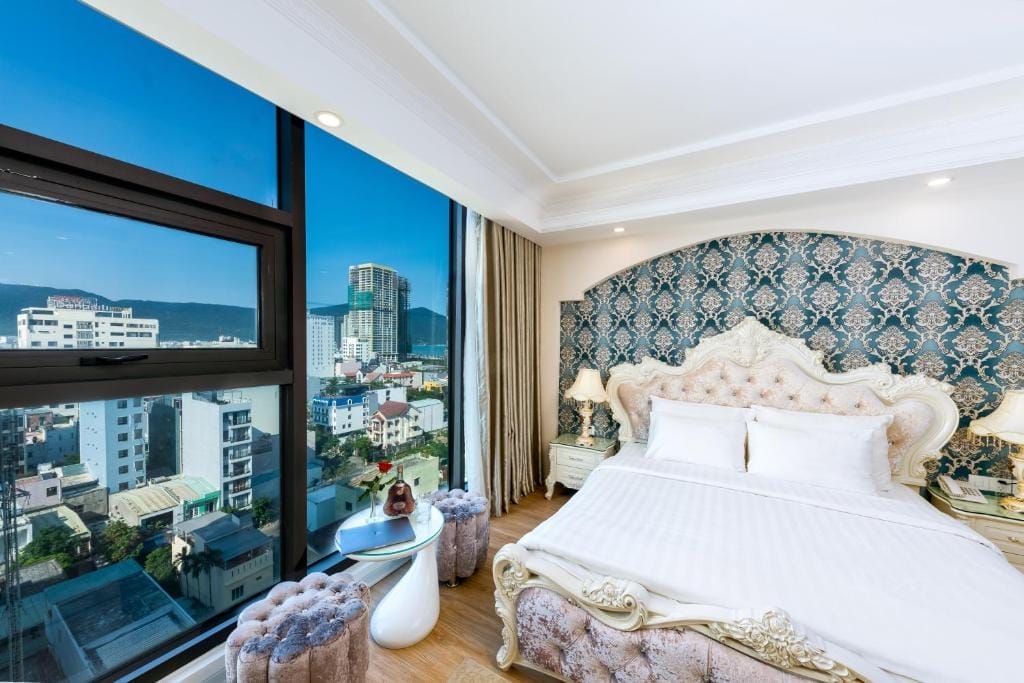 Golden Rose Hotel Danang Review Chi Tiết: Trải Nghiệm Lưu Trú Gần Biển Mỹ Khê Đáng Tham Khảo