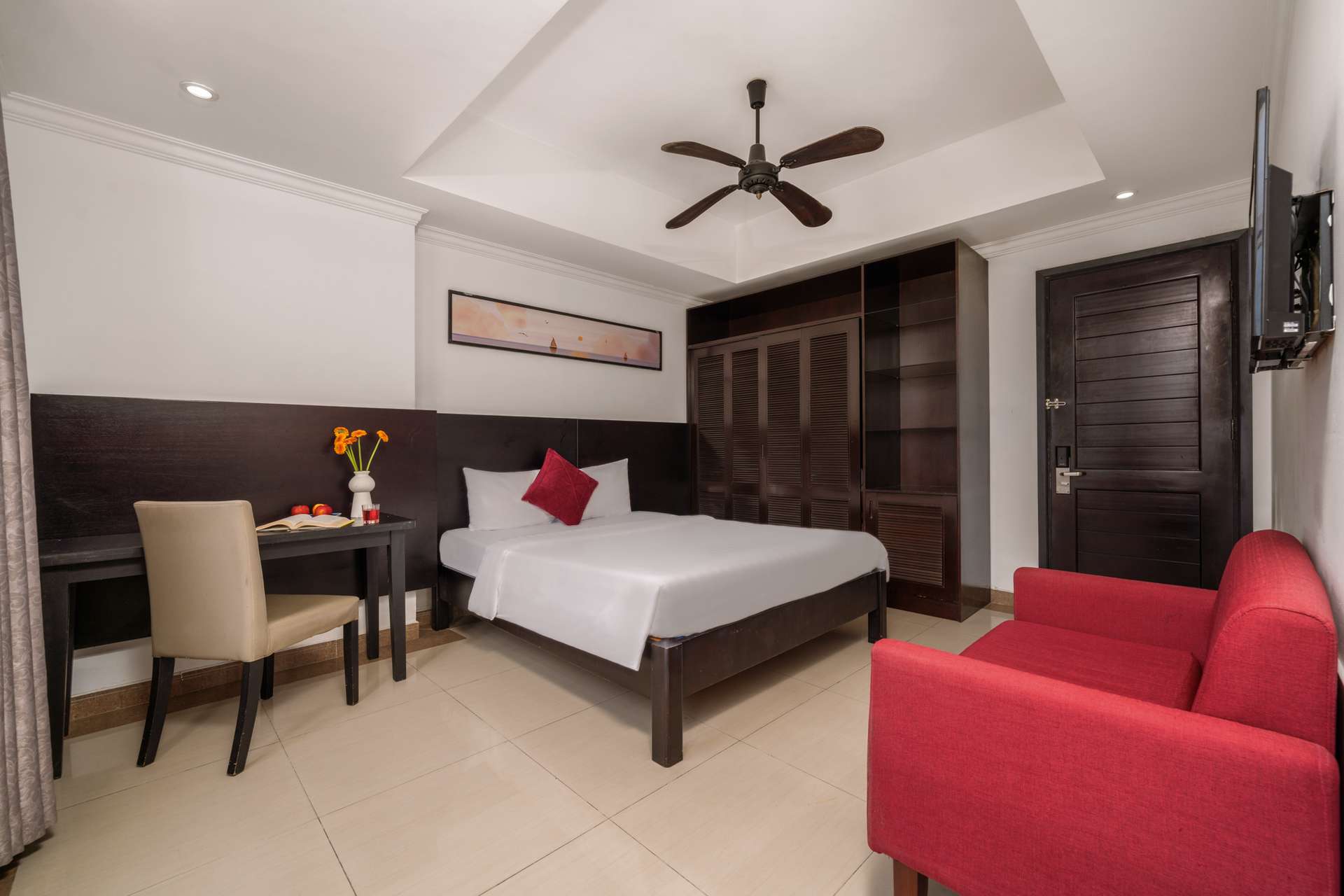 Harbor Sea View Hotel Danang Review: Trải Nghiệm Lưu Trú Gần Biển Mỹ Khê Có Gì Đáng Chú Ý?