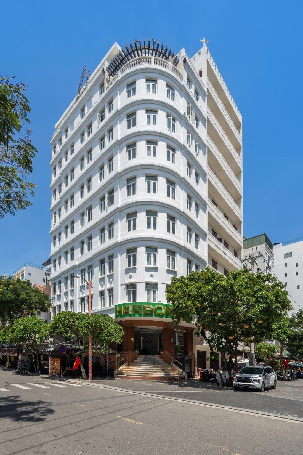 Harbor Sea View Hotel Danang Review: Trải Nghiệm Lưu Trú Gần Biển Mỹ Khê Có Gì Đáng Chú Ý?