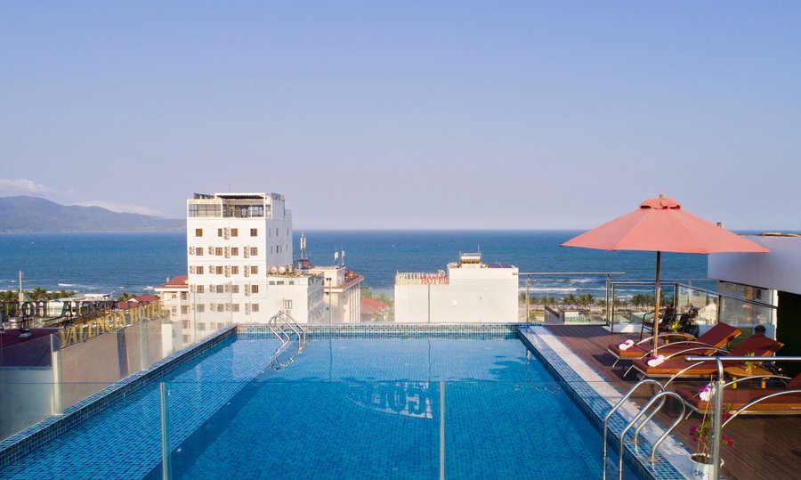 Helios Boutique Hotel & Spa Review Chi Tiết: Trải Nghiệm Lưu Trú Gần Biển Mỹ Khê Có Gì Đặc Biệt?