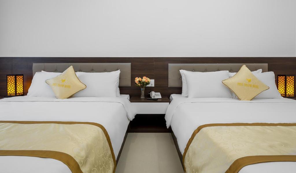 Khách sạn Phúc Thanh Review Chi Tiết: Vị Trí Gần Biển, Tiện Nghi Và Trải Nghiệm Lưu Trú