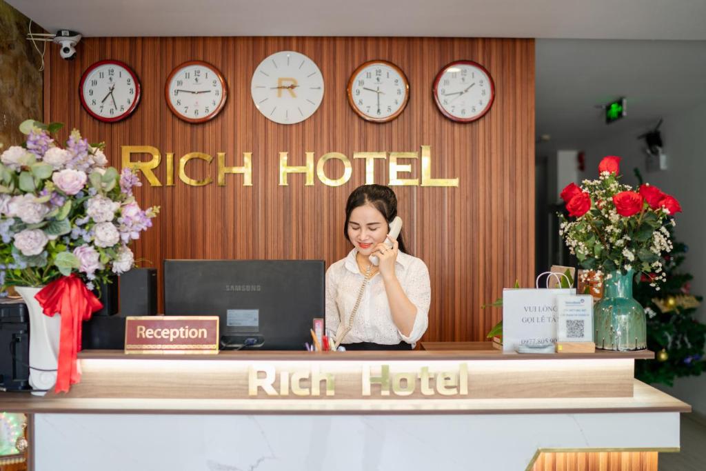 Khách sạn Rich – Review trải nghiệm lưu trú thực tế tại trung tâm Đà Nẵng