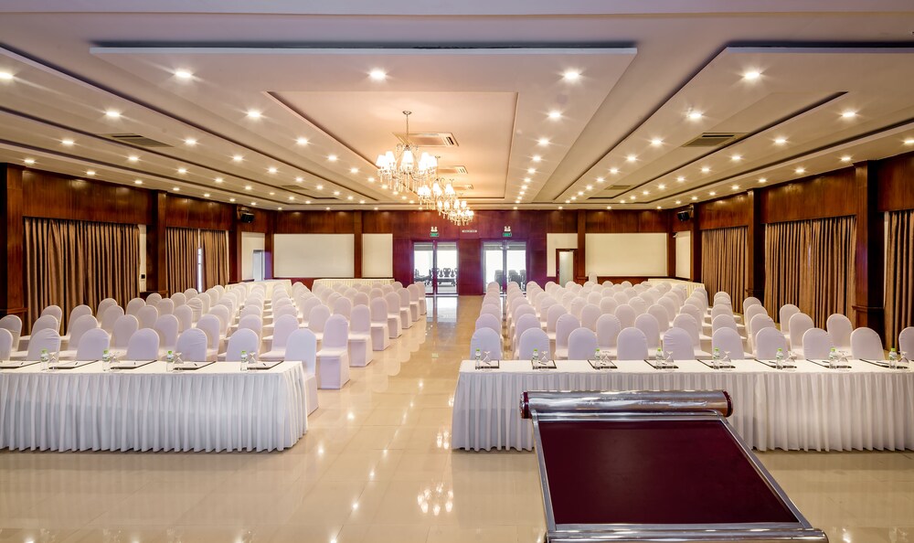 Review Grandvrio City Danang By Route Inn Group: khách sạn 4 sao tại Hải Châu, có Onsen và bể bơi