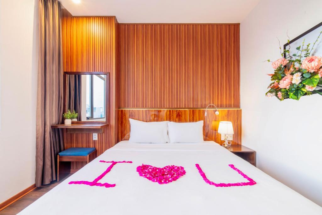 Review Lamore Hotel Da Nang: Trải Nghiệm Lưu Trú Sát Biển Mỹ Khê Chi Tiết