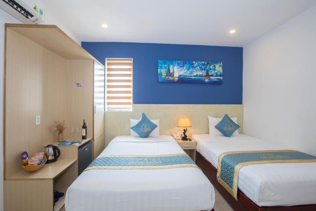 Review Maxhome Luxury Hotel: Không gian lưu trú hiện đại gần biển Mỹ Khê tại Đà Nẵng