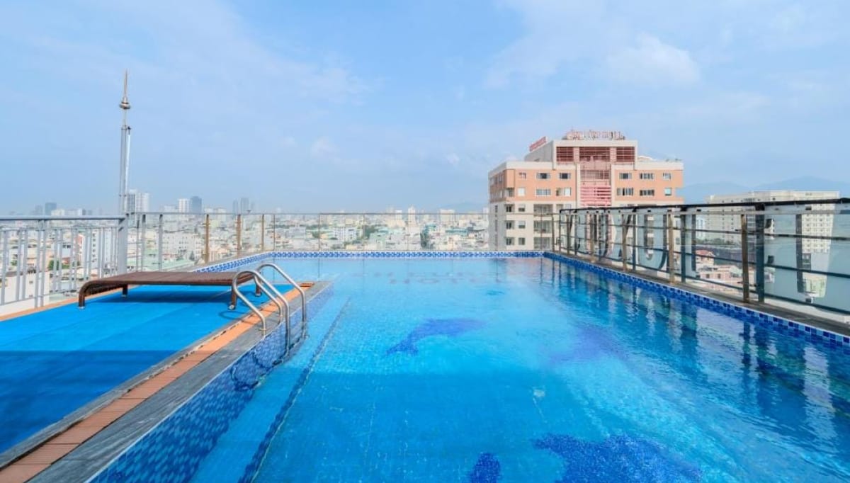 Review Maxhome Luxury Hotel: Không gian lưu trú hiện đại gần biển Mỹ Khê tại Đà Nẵng