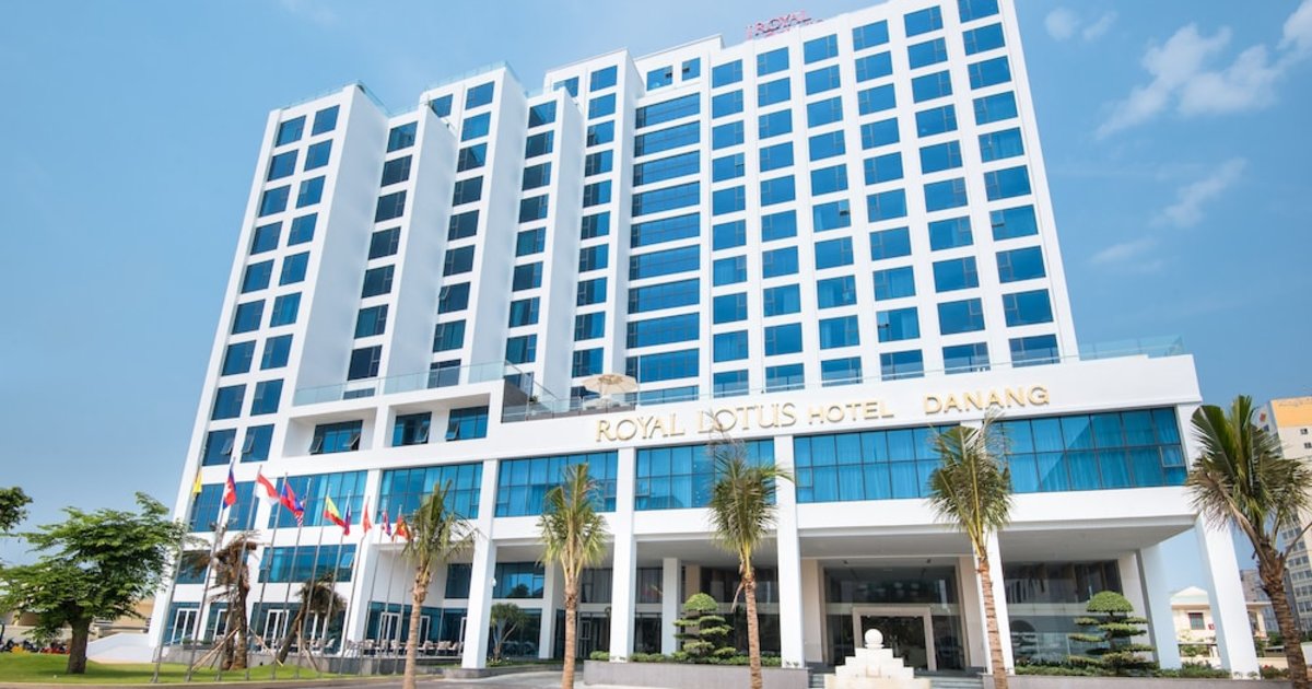 Review Royal Lotus Hotel Da Nang: Trải Nghiệm Lưu Trú 4 Sao Gần Biển Mỹ Khê Có Gì Nổi Bật?