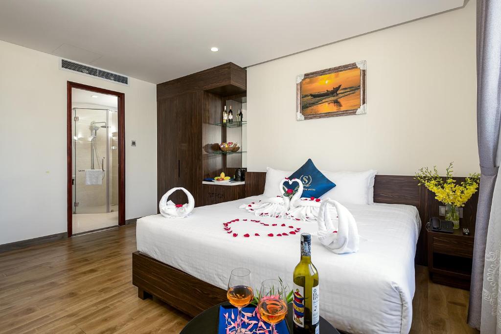 Review Sepon Blue Hotel – Khách sạn gần biển Mỹ Khê với hồ bơi sân thượng đáng trải nghiệm