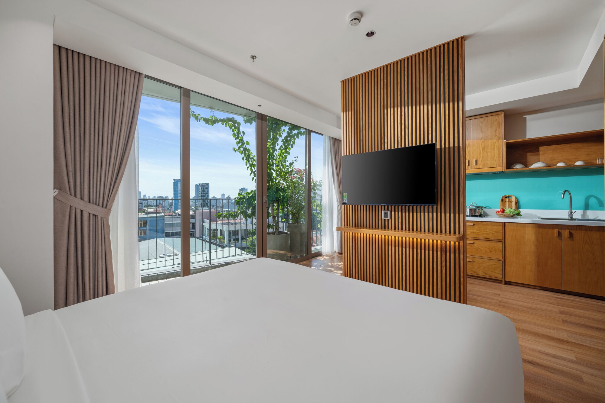 Review Vernal Hotel & Apartment Da Nang: căn hộ hiện đại gần Cầu Rồng, Mỹ Khê và Chợ Hàn