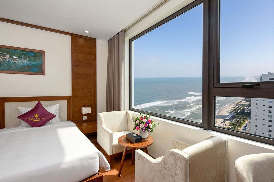 Rosamia Danang Hotel Review 2026: Trải Nghiệm Lưu Trú Bên Biển Mỹ Khê Có Gì Nổi Bật?