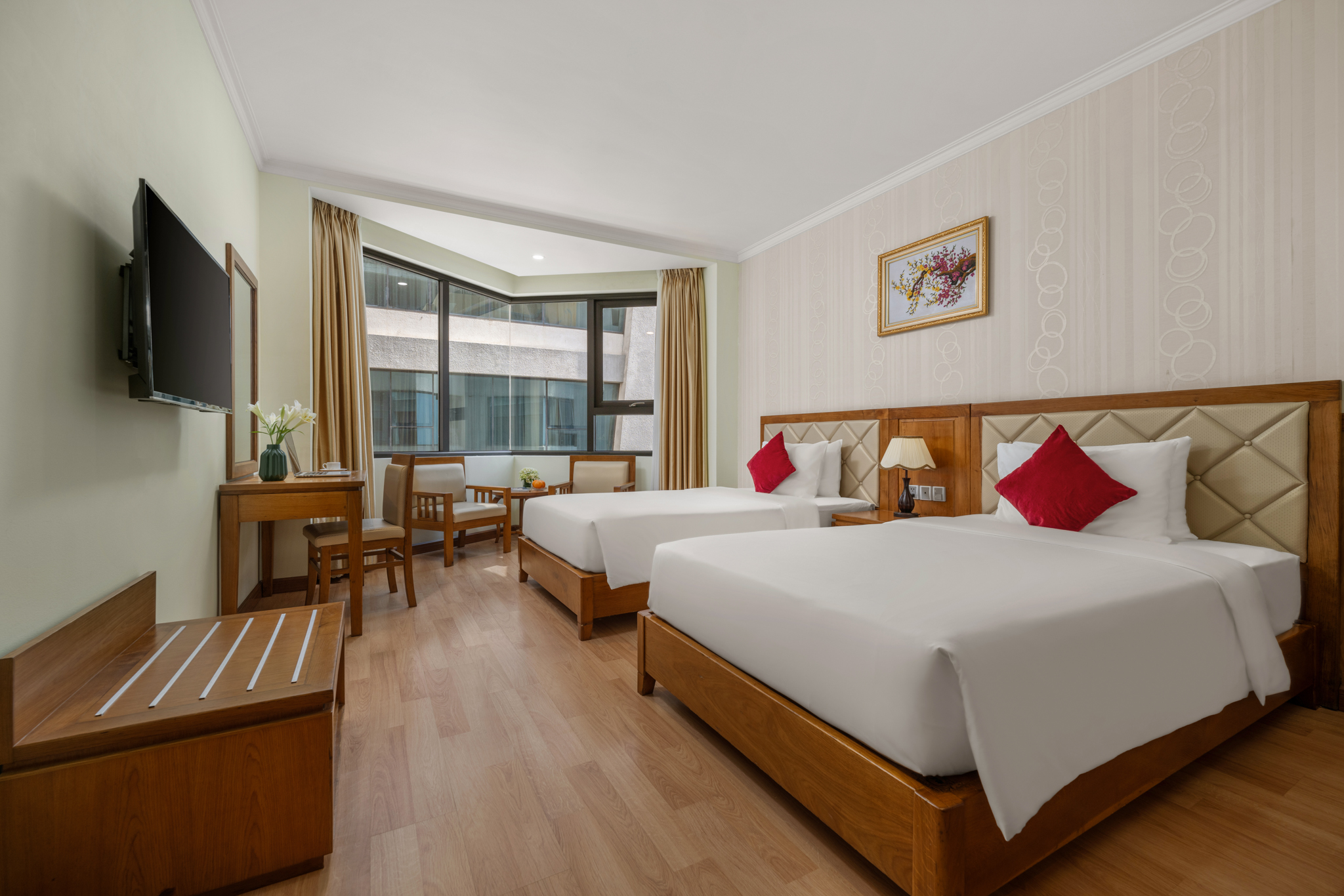 Title SEO: Review Serene Beach Hotel Danang – Trải nghiệm lưu trú sát biển Mỹ Khê với góc nhìn thực tế