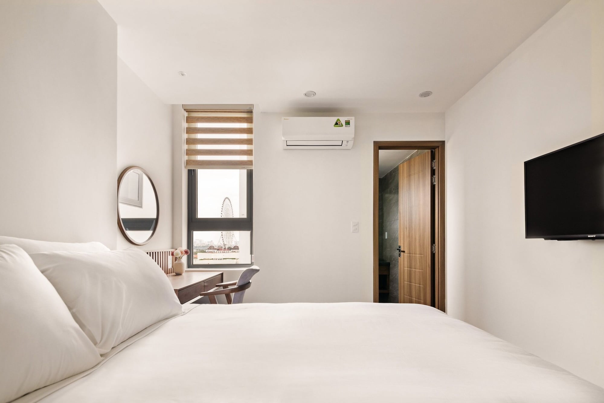 Hoang Thinh Hotel & Apartment Danang Review Chi Tiết Khách Sạn Và Căn Hộ Tiện Nghi Tại Đà Nẵng