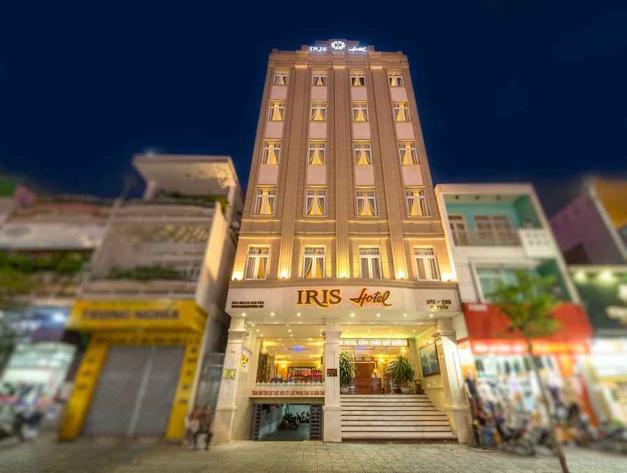 Khách sạn Iris Review Chi Tiết Điểm Lưu Trú Thuận Tiện Ngay Trung Tâm Đà Nẵng