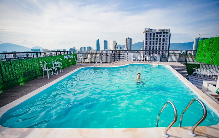 Pariat River Front Hotel Review Chi Tiết Khách Sạn Ven Sông Hàn Đáng Trải Nghiệm