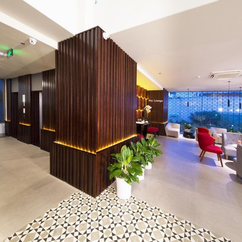 Review Grand Citiview Đà Nẵng: Khách sạn 4 sao gần sân bay, có hồ bơi và spa
