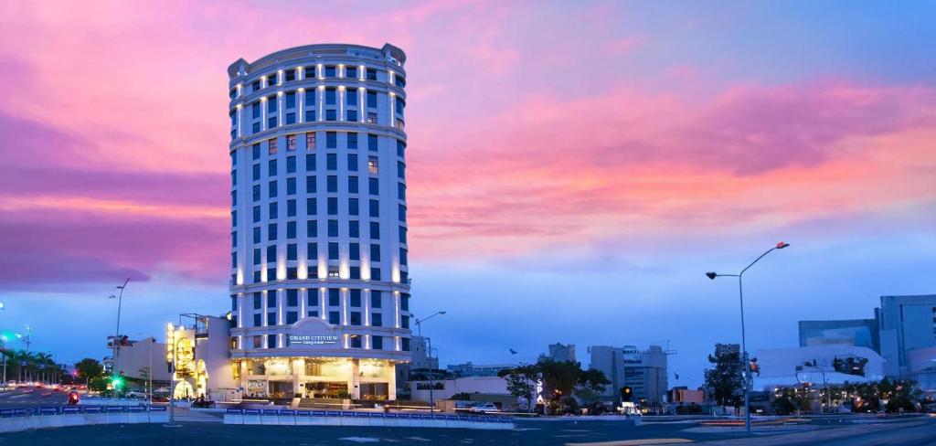 Review Grand Citiview Đà Nẵng: Khách sạn 4 sao gần sân bay, có hồ bơi và spa