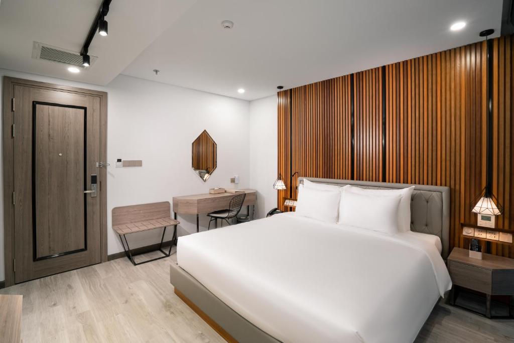 Review Haian Riverfront Hotel Da Nang: khách sạn 4 sao ven sông Hàn tại Đà Nẵng