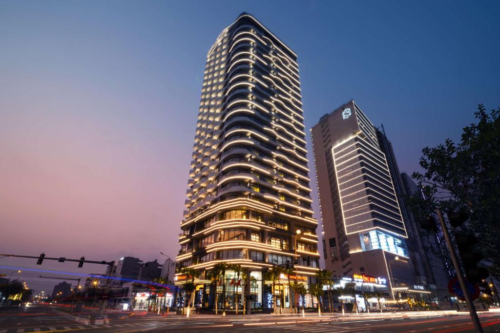 Review Hilton Đà Nẵng: khách sạn ven sông, phòng đẹp và tiện ích nổi bật
