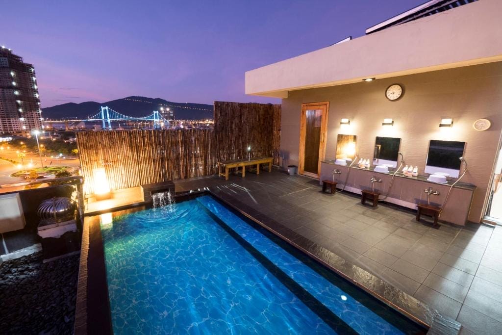Review Moonlight Hotel Da Nang Trải Nghiệm Lưu Trú Ngay Trung Tâm Thành Phố